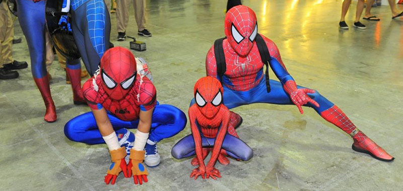 family members in spiderman custome